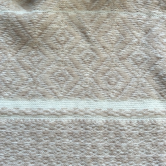 Hem & Thread turtleneck sweater NWT SMALL - Picture 6 of 6